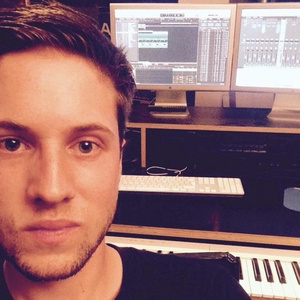 国精产品学生无套
